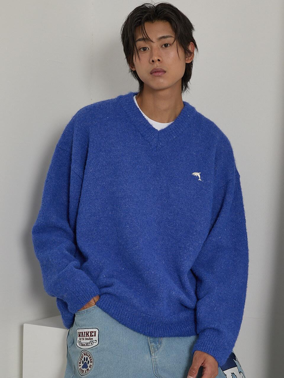 WAIKEI Dolphin Hair Ornament V-Neck Knit Blue