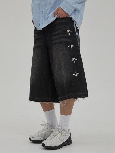WAIKEI Western Studded Bermuda Denim Pants [Black]