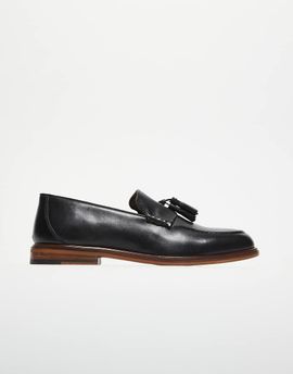 WALK LONDON Walk London Putney tassel loafers in black leather with natural soles