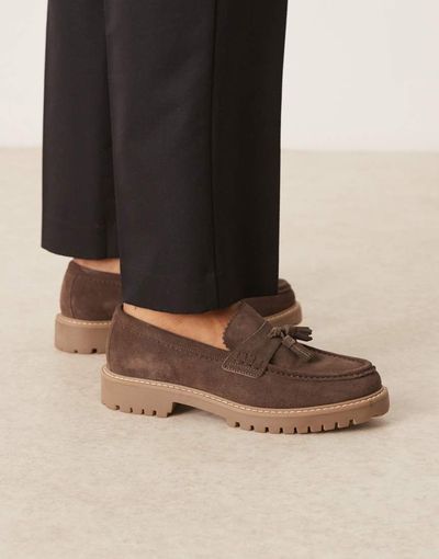 WALK LONDON Walk London Sean tassel loafers in brown suede