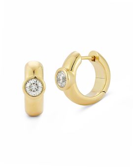 Walters Faith Walters Faith 18K Yellow Gold Diamond Classic Huggie Hoop Earrings