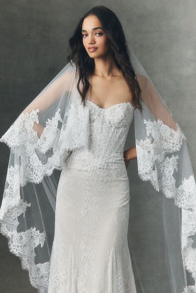 Watters Angelique Lace Chapel Veil