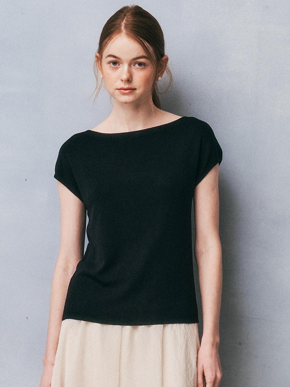 We’Dee Brief Simple Knit Top (Black)