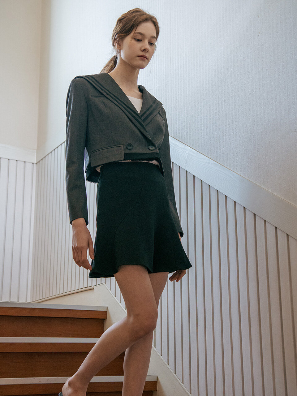 We’Dee Collar Cropped Jacket _ Gray