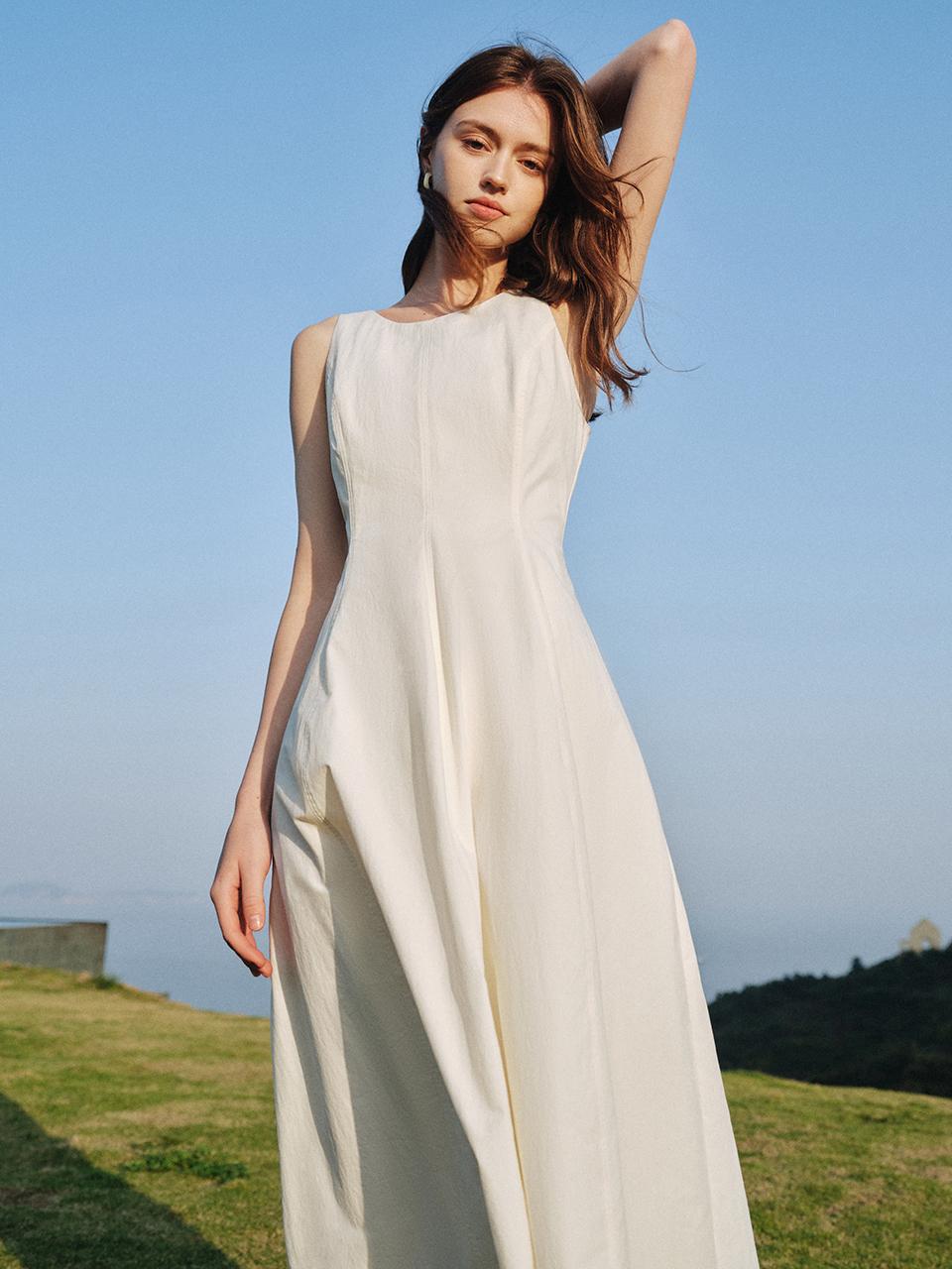 We’Dee Temperament Sleeveless Dress (White)