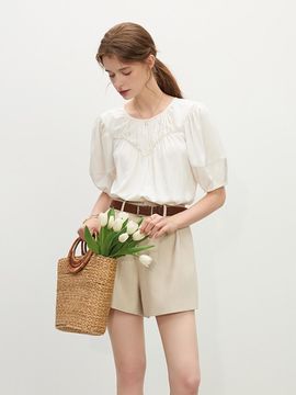 We’Dee WD Pleated Puff Sleeve Blouse