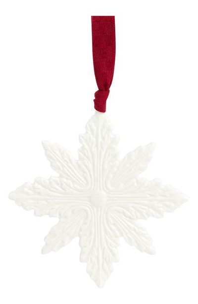 Wedgwood Wedgwood Festive Snowflake Bone China Ornament