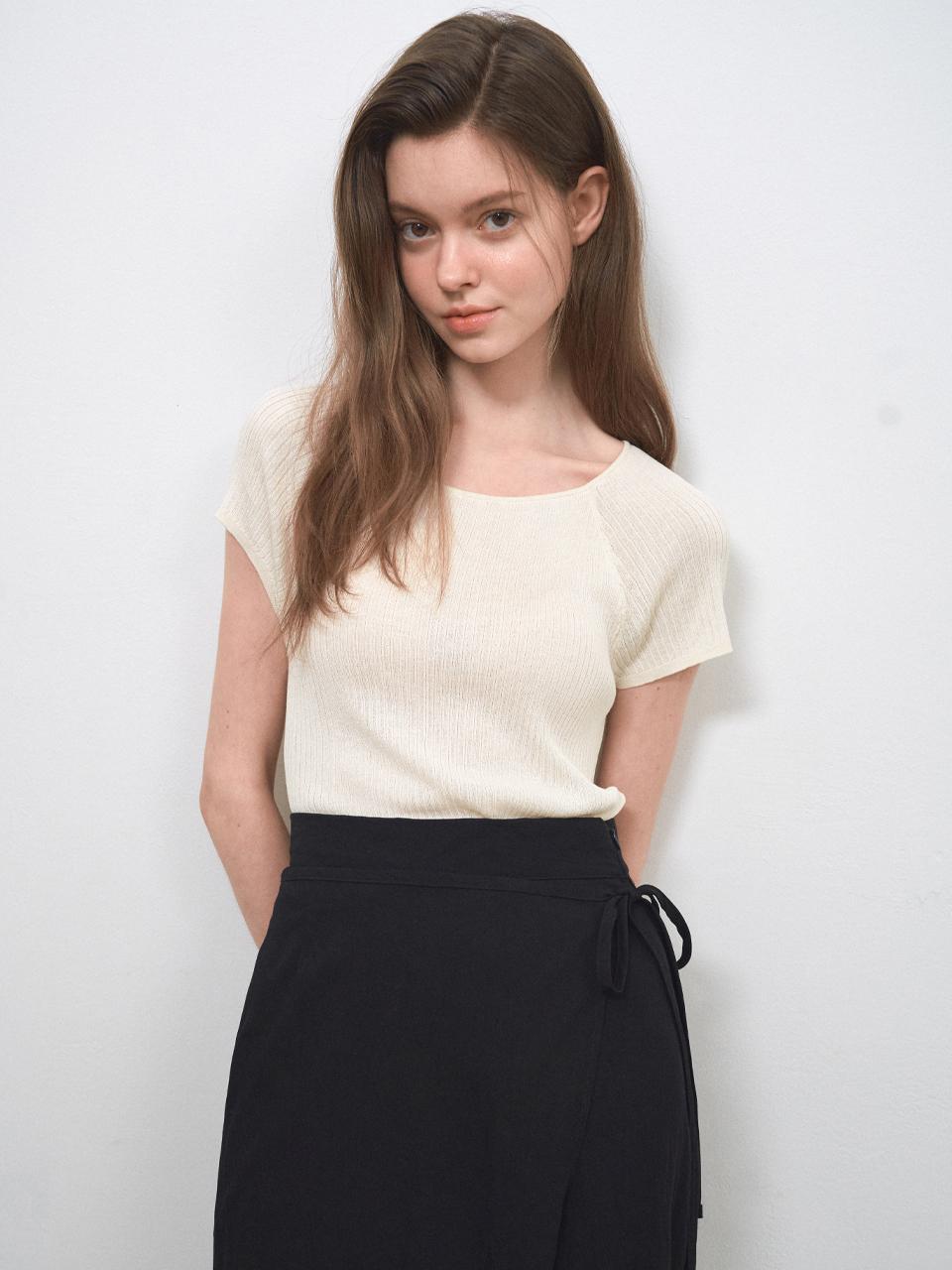 WEDNESDAYOASIS FOR WOMEN Jane SquareNeck Ribbed Half Knit Sweater [LIGHT BEIGE] (WC25-KN28)