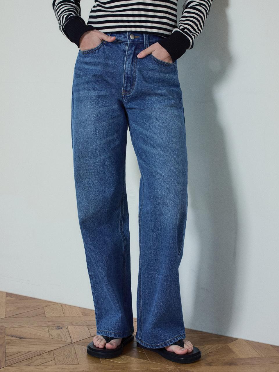 WEDNESDAYOASIS FOR WOMEN Relaxed Cat Washed Denim Pants [Blue] (WC25-PT02)