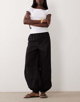 Wednesday's Girl Wednesday's Girl balloon pants in black