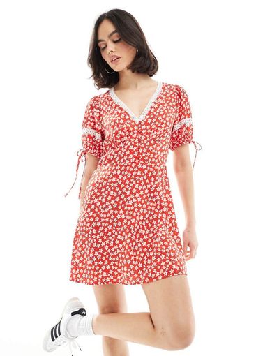 Wednesday's Girl Wednesday's Girl ditsy floral mini tea dress in red