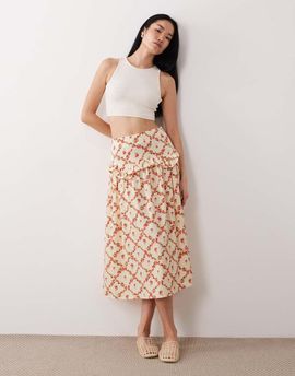 Wednesday's Girl Wednesday's Girl floaty skirt in rose print-White