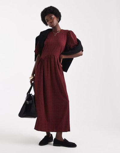 Wednesday's Girl Wednesday's Girl textured plaid puff sleeve midaxi dress in red