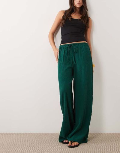 Wednesday's Girl Wednesday's Girl wide leg pants in pineneedle-Green
