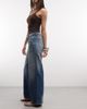 Weekday Weekday Ample low rise baggy fit jeans in high contrast vintage style blue wash - 2