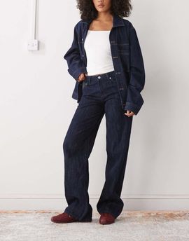 Weekday Weekday Ample low waist baggy fit jeans in dark blue slub wash-Black