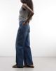 Weekday Weekday Ample low waist baggy fit jeans in mid blue - 2