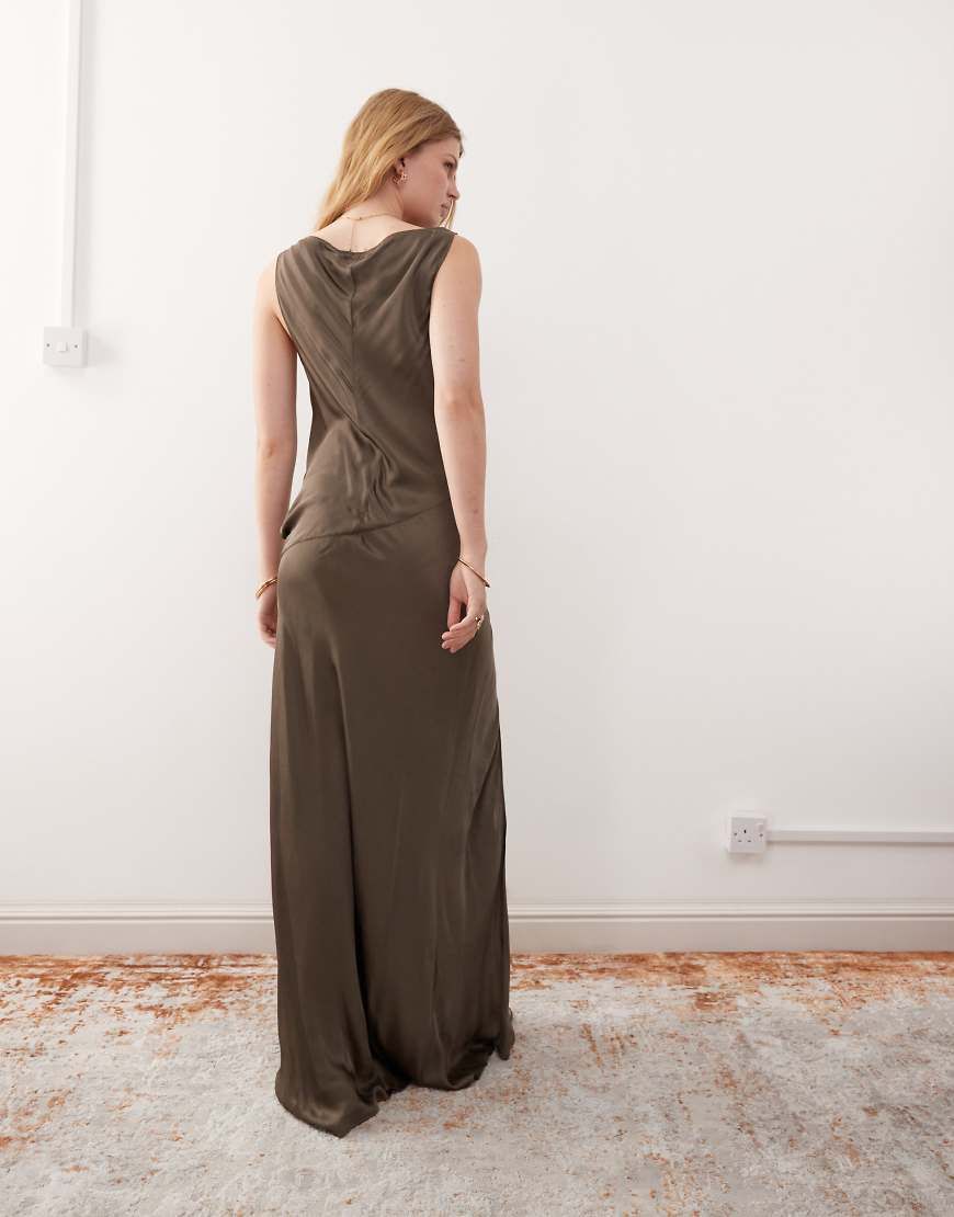 weekday brown dress Crafted from a blend show loose fitting black dresses Color:White, green and beige