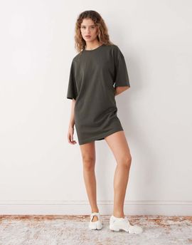 Weekday Weekday oversized T-shirt dress in khaki-Green