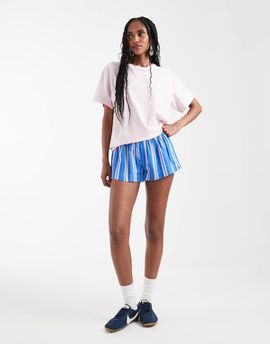 Weekday Weekday T-shirt in pink