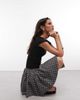 Weekday Weekday volume mini skirt in black and white plaid - 2