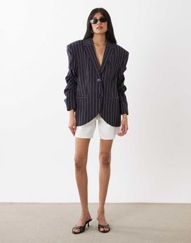 WeWoreWhat WeWoreWhat cinched sleeve boxy blazer in navy