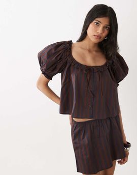 WeWoreWhat WeWoreWhat puff sleeve button up top in navy