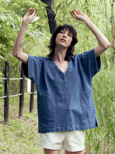 WHEN WE WILL V-neck Denim Shirt