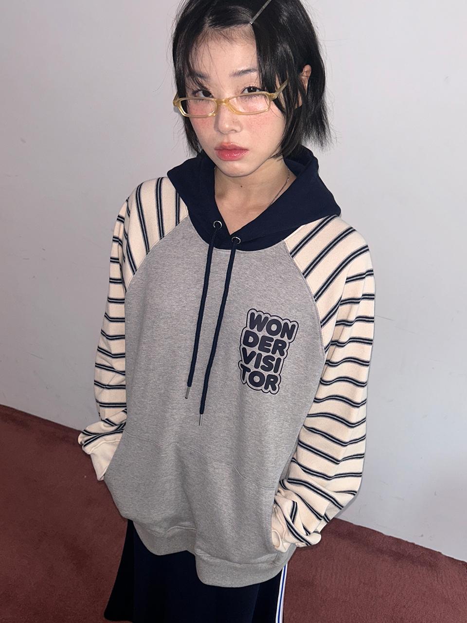 WONDER VISITOR Logo mixed Raglan Hoodie [Navy]