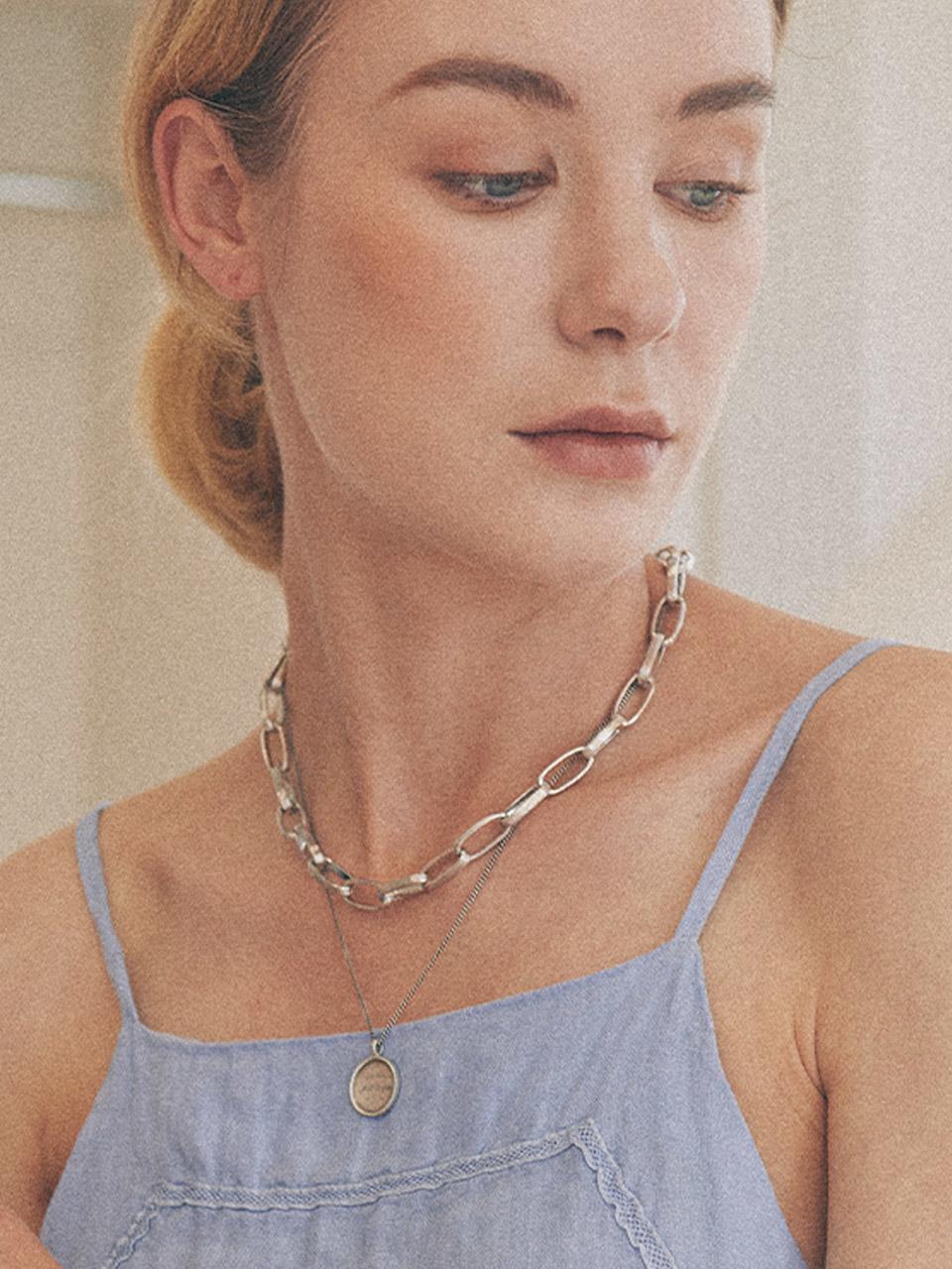 WorthWord Joan Chain Necklace