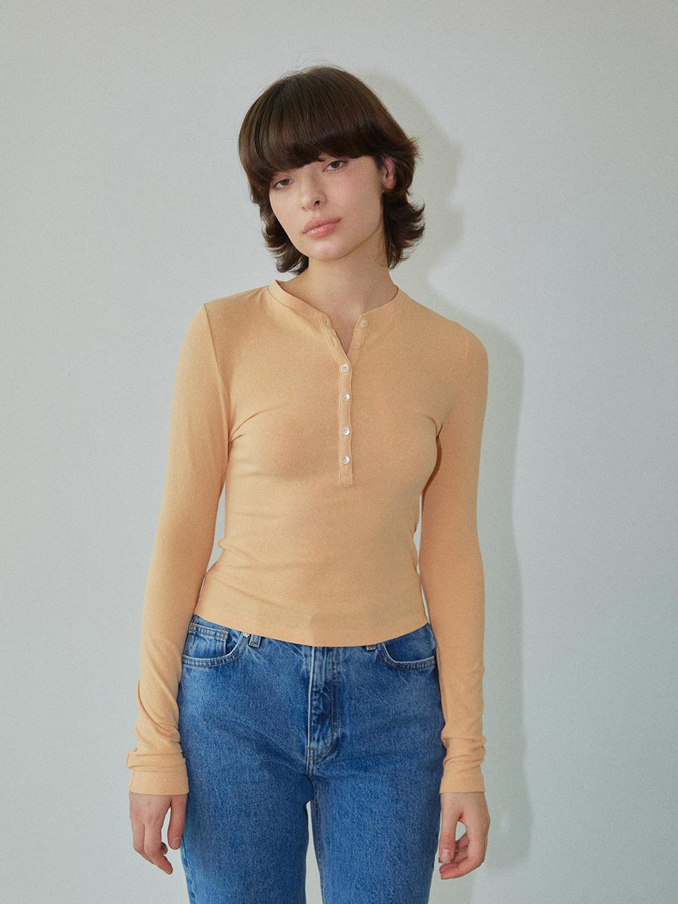 WOVEMENT Basic Henly Neck Top  WBDFTP004OR
