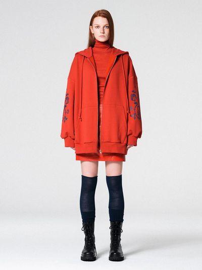 WOVEMENT Roses among thorns graphic hooded zip - up RED WBCFJ