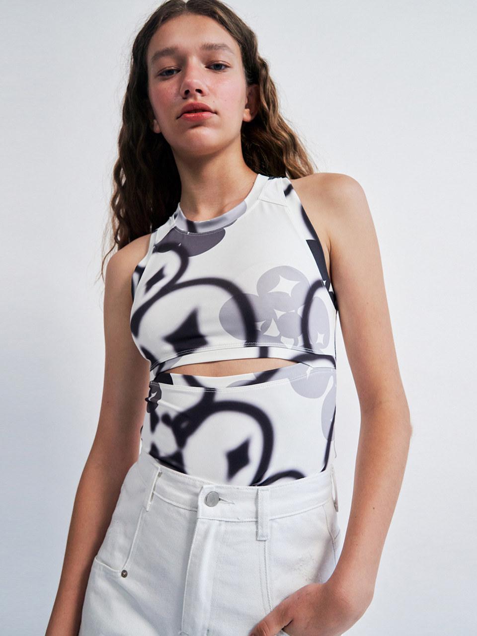 WOVEMENT Under Boop Sleeveless Top Black WBCSTP007BK