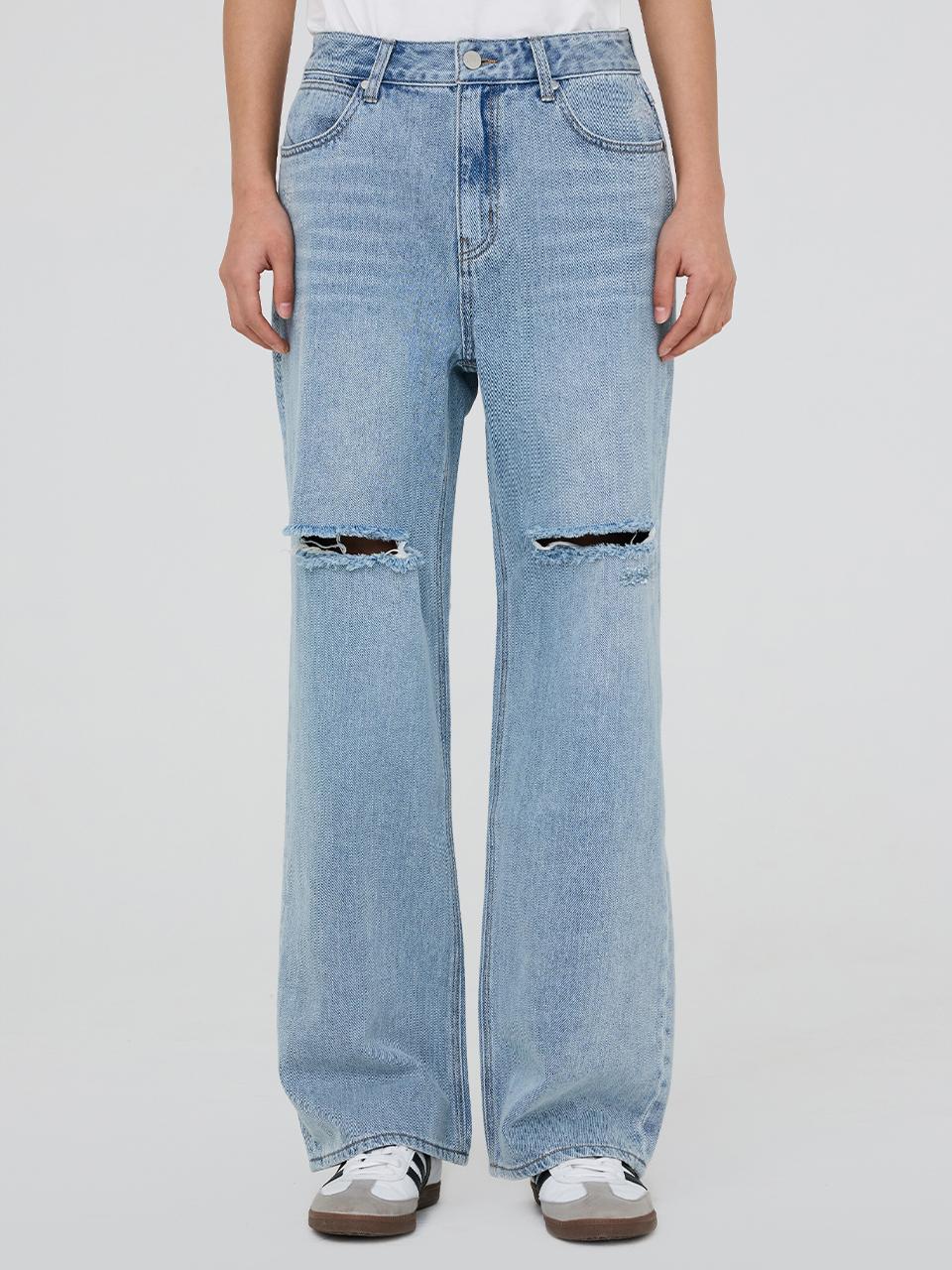 Wrangler Straight Fit Destroyed Denim Pants [Indigo Light]