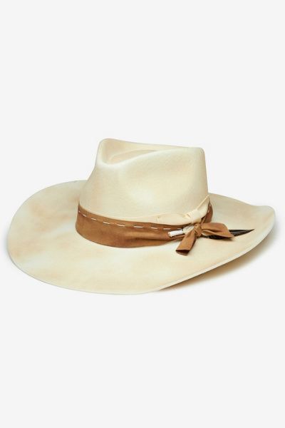 Wyeth Wyeth Yellowstone Felt Cowboy Hat in Ivory, Women's at Urban Outfitters