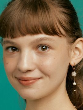 XPIER Natural Flower Pearl Drop Earrings