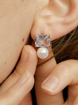 XPIER Quadrilatere Earrings