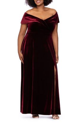 Xscape Evenings Xscape Evenings Portrait Collar Velvet Gown