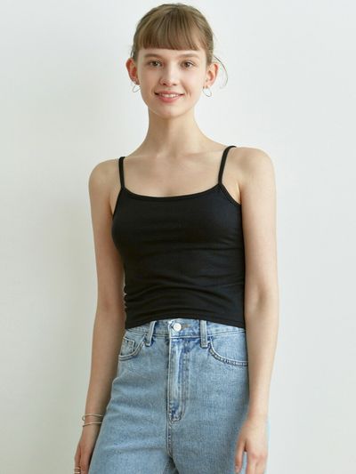 YAN13 Basic Sleeveless Top (Black)