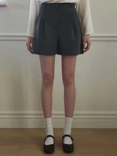 YAN13 CLASSIC PINTUCK SHORTS_CHARCOAL