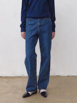 YAN13 ESSENTIAL STRAIGHT DENIM PANTS [BLUE]