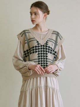 YAN13 Multi V Knit Vest_Beige
