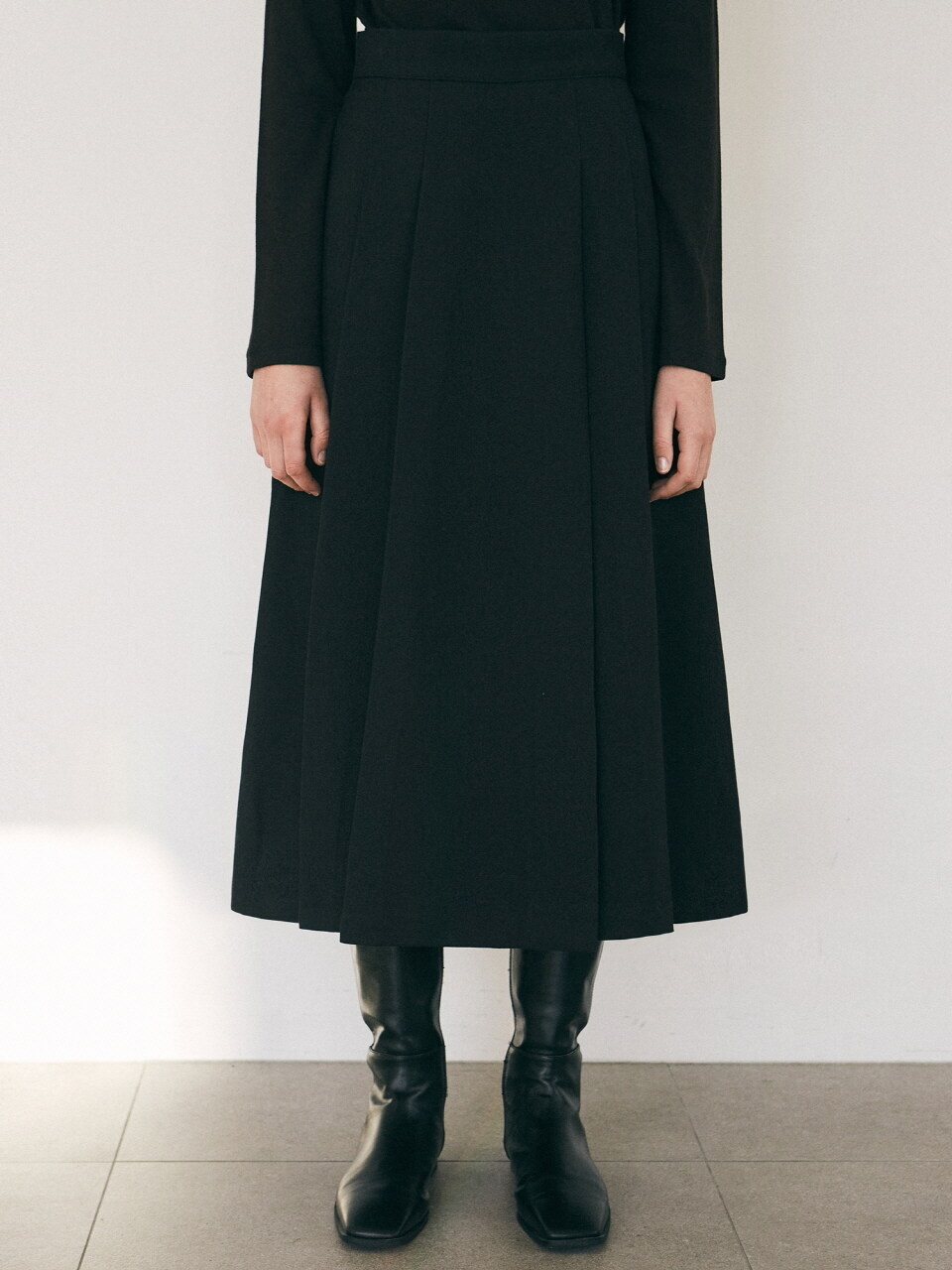 YAN13 Pleats Pintuck Long Skirt_Black