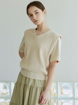 YAN13 Rib V-neck Knit Vest_Cream