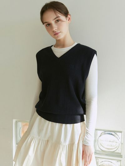 YAN13 Rib V-neck Knit Vest_Navy