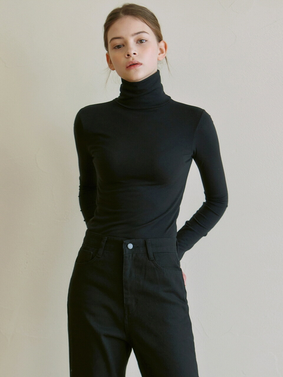 YAN13 TURTLENECK TOP_BLACK