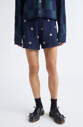 YanYan YanYan Daisy Embroidered Lambswool Sweater Shorts