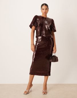 YAS YAS premium sequin midi skirt in burgundy - part of a set-Red