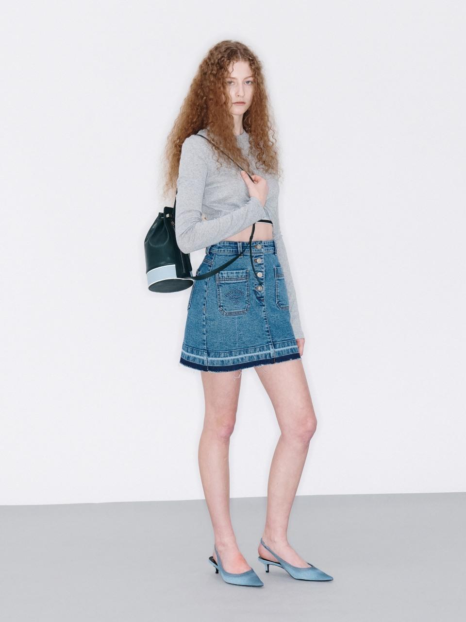YCH BUTTONED DEMIM SKIRT (BLUE)