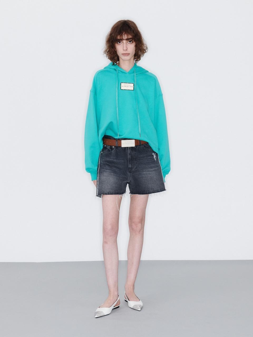 YCH GATHERED DENIM SHORTS (GREY)